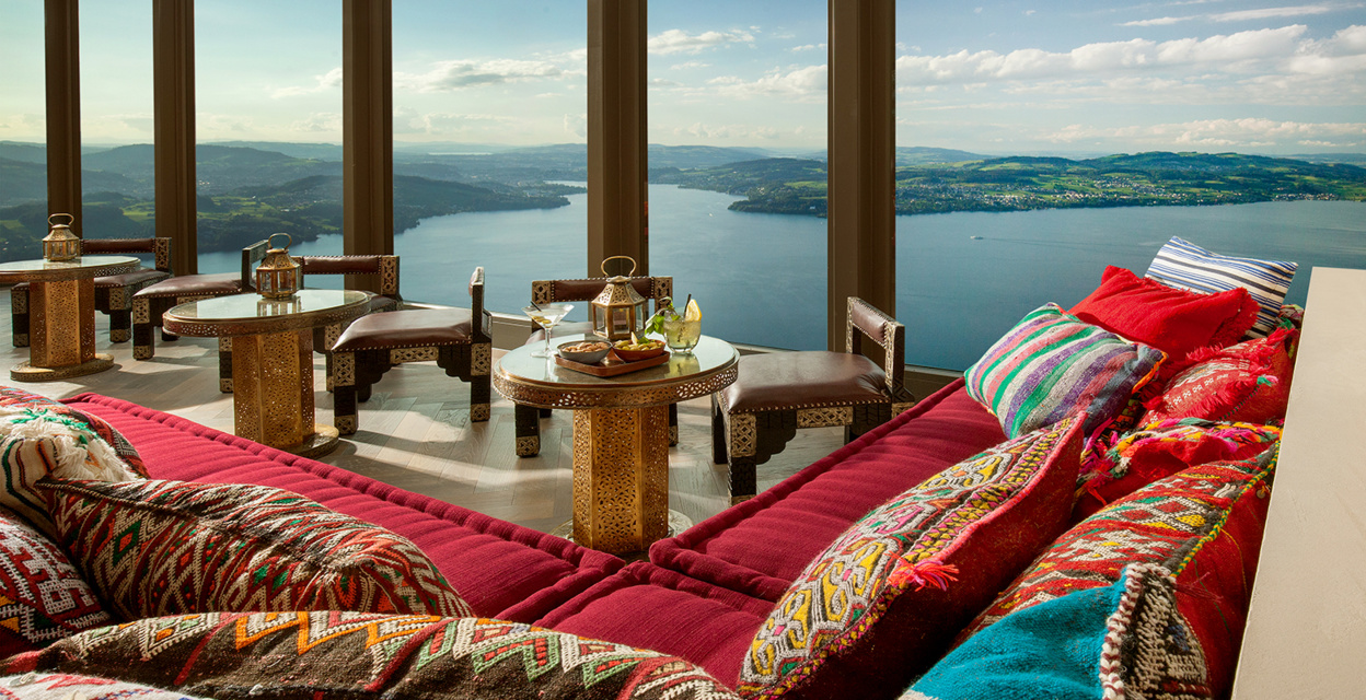 Parisa_seat_interior_lake lucerne_01