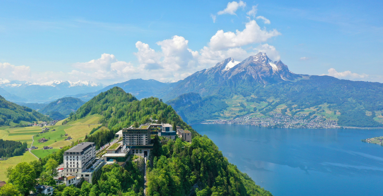 BHR_drone_summer_resort_02