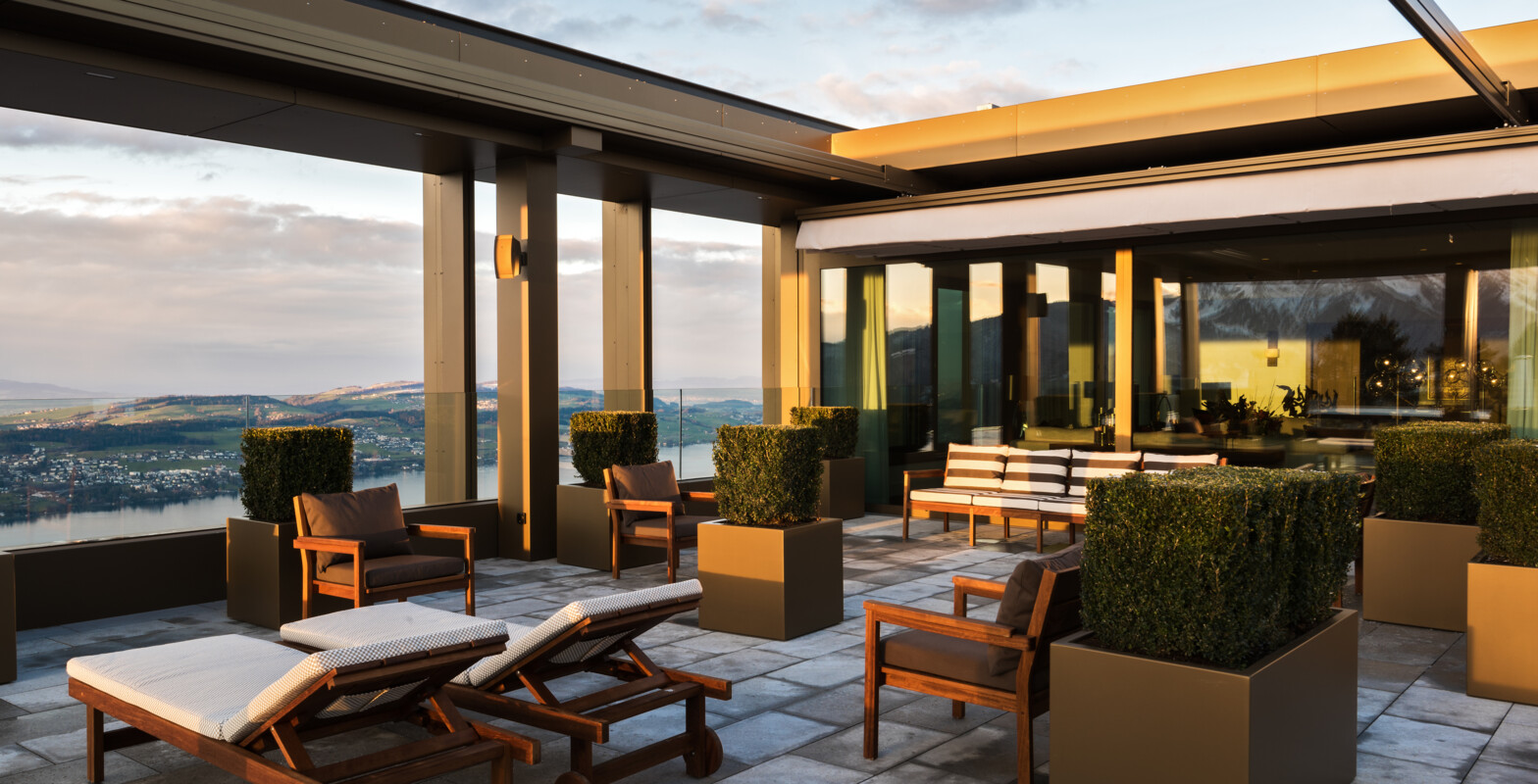 BH_Royal Suite_ Terrace_Summer