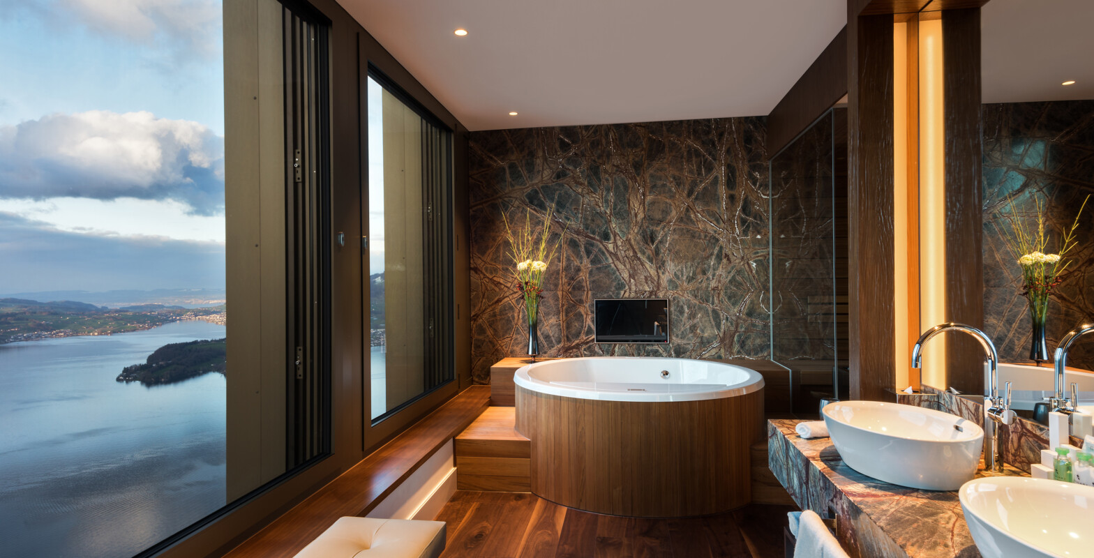 BH_Royal Suite_Whirlpool_Jaccuzzi