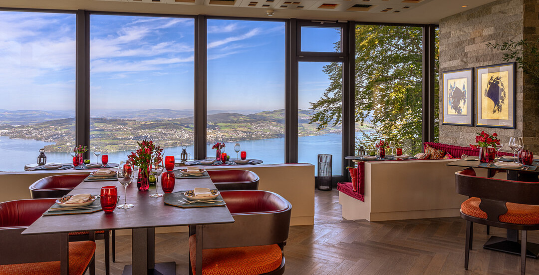 Parisa - Persian Cuisine_Dining room1