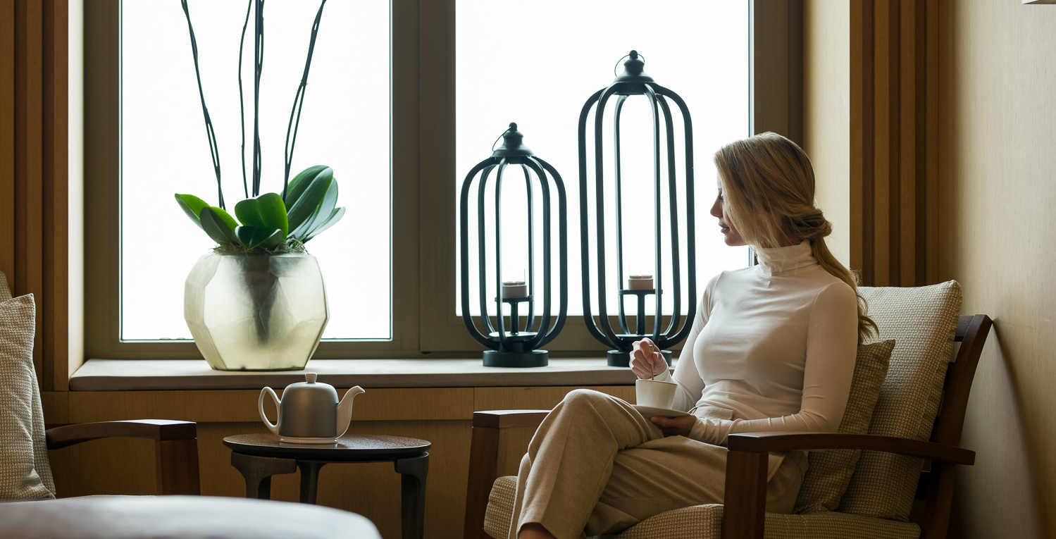 BH_alpine spa_waiting room_women_02