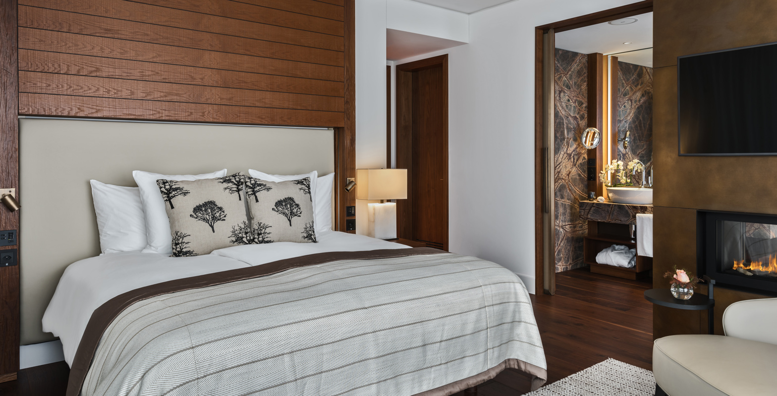 BH_Family Suite_Master Bedroom