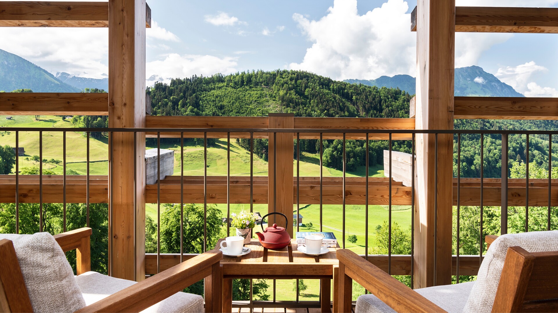 WH_Balcony_Alpine