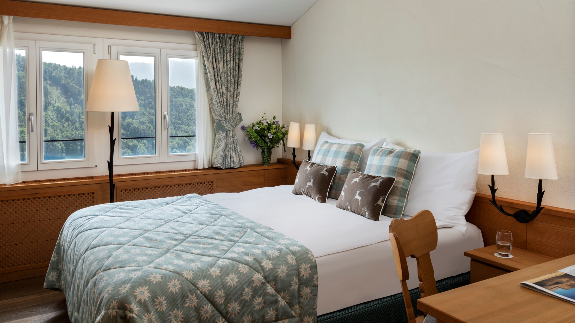 Taverne_bedroom_RG_web
