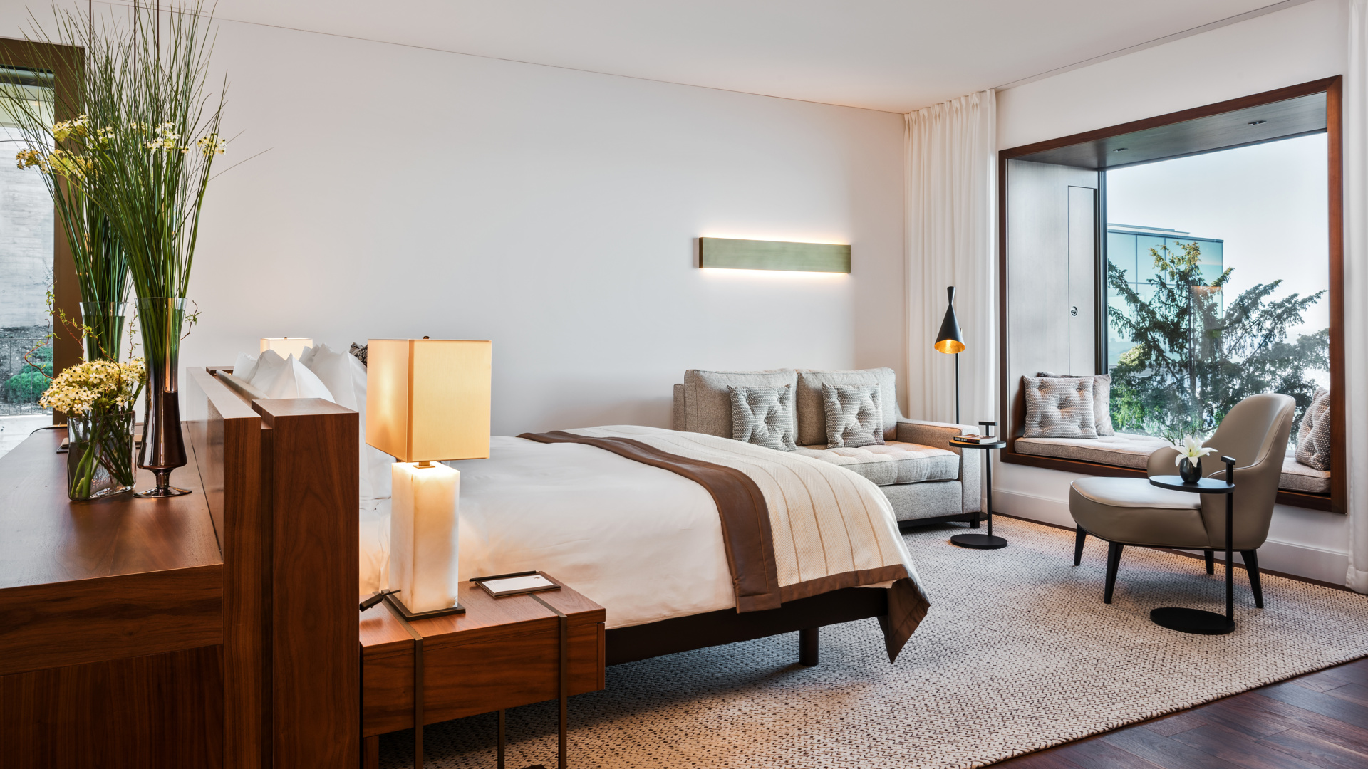 BH_Panoramic Suite_Bedroom