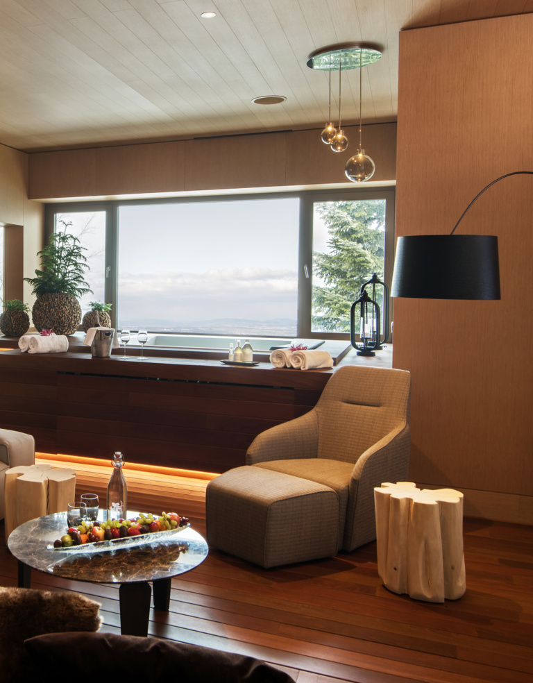 BH_alpine spa_private spa suite_audrey_setup_01