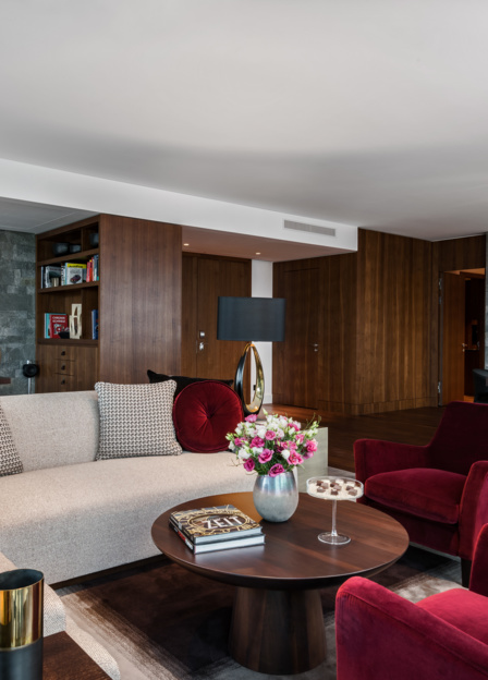 Contemporary Lake View Penthouse Suite