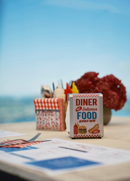4-Buergenstock_Diner_2025©Adrian_Ehrbar_Photography
